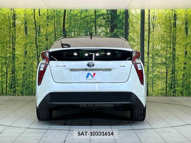 Toyota PRIUS 2018-03 216709-15