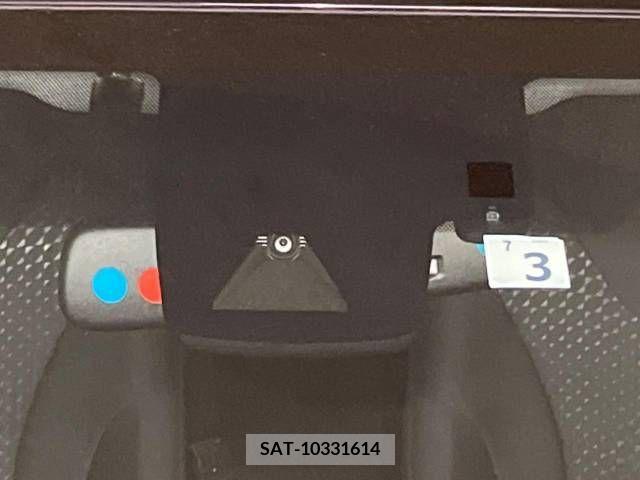 Toyota PRIUS 2018-03 216709-2