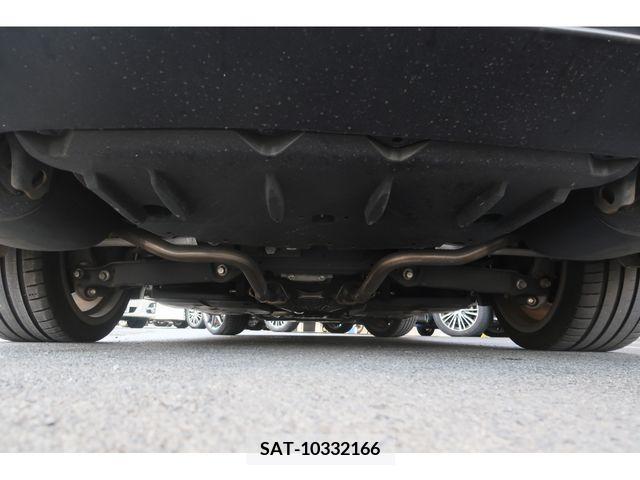 Lexus IS 2016-02 334352-24