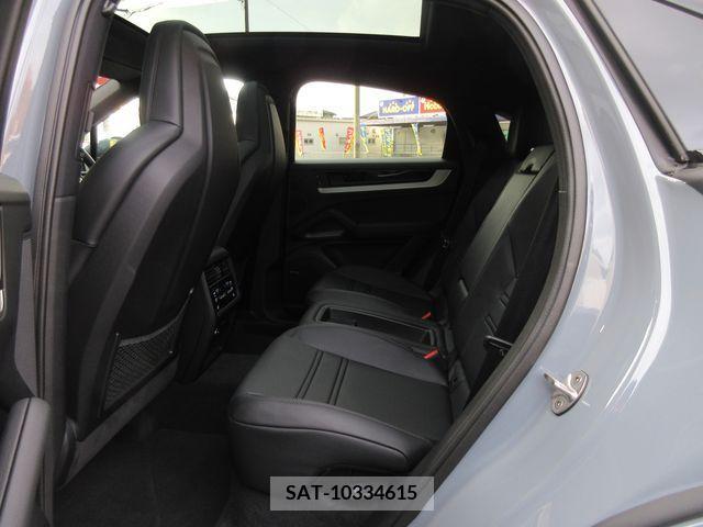 Porsche CAYENNE 2023-10 225134-14