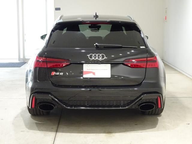 Audi RS6 2021-03 21425-3