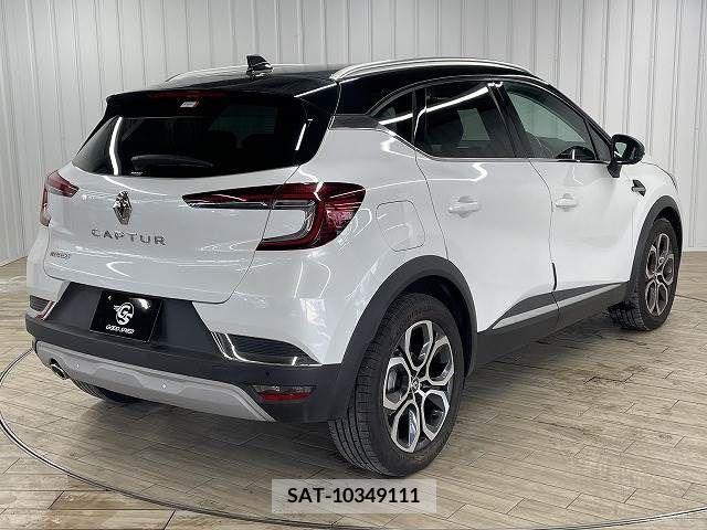 Renault CAPTUR 2021-05 283061-15