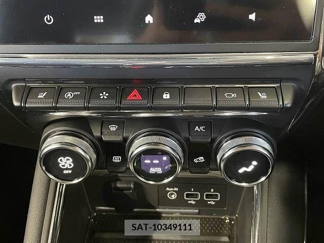 Renault CAPTUR 2021-05 283061-11