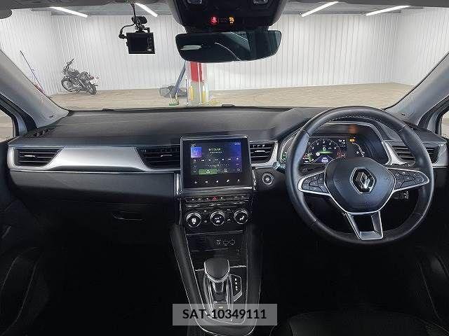 Renault CAPTUR 2021-05 283061-1