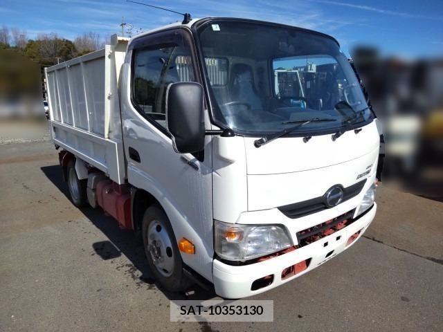 Hino DUTRO 2016-02 214028-2