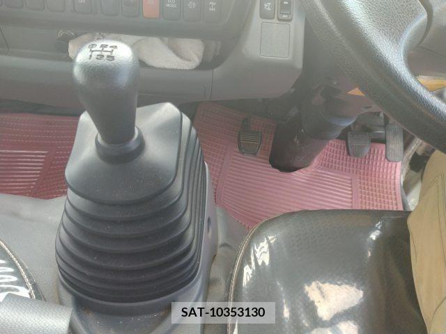 Hino DUTRO 2016-02 214028-7