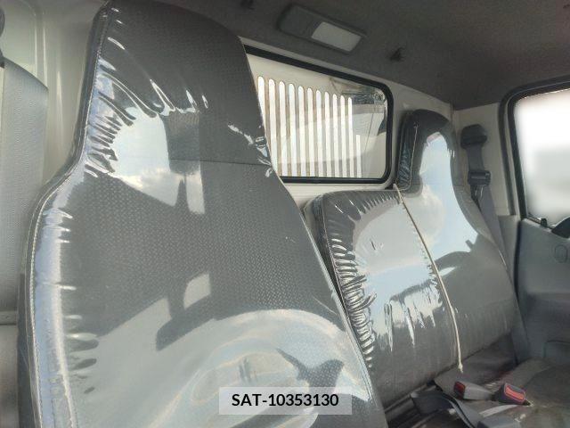 Hino DUTRO 2016-02 214028-14