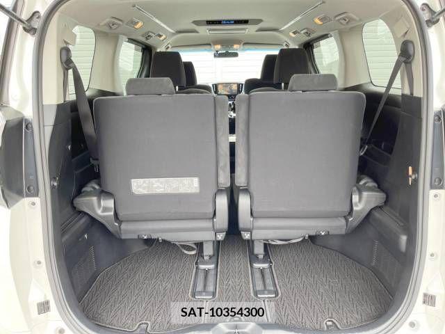 Toyota VELLFIRE 2017-01 257082-12
