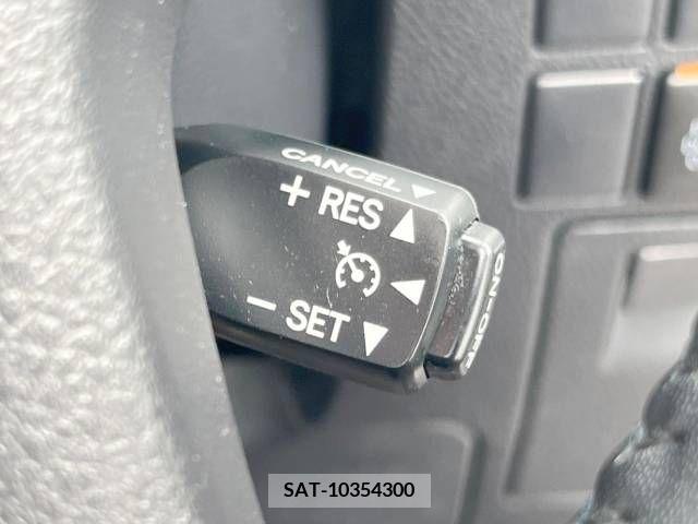 Toyota VELLFIRE 2017-01 257082-6
