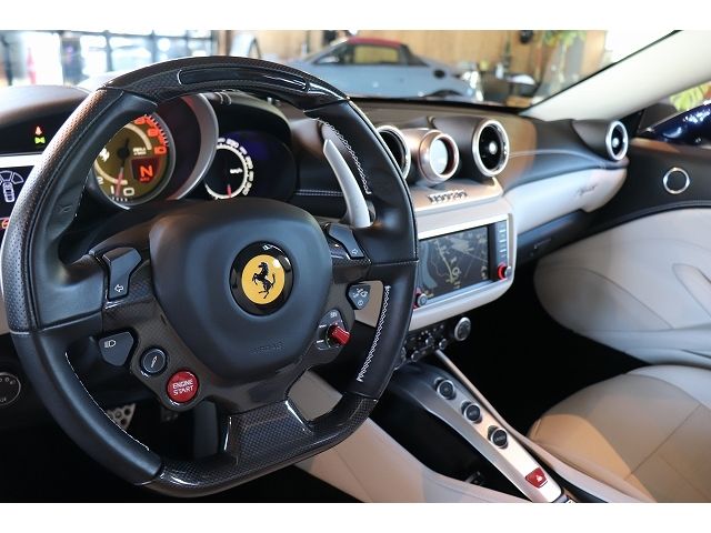 Ferrari California 2016-07 193693-18