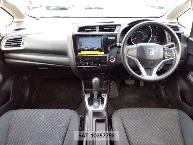 Honda FIT 2019-06 354890-3