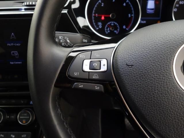 VolksWagen GOLF TOURAN 2018-10 183817-15
