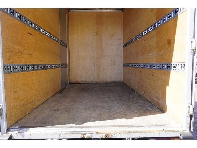 Mitsubishi CANTER 2019-03 12149-18