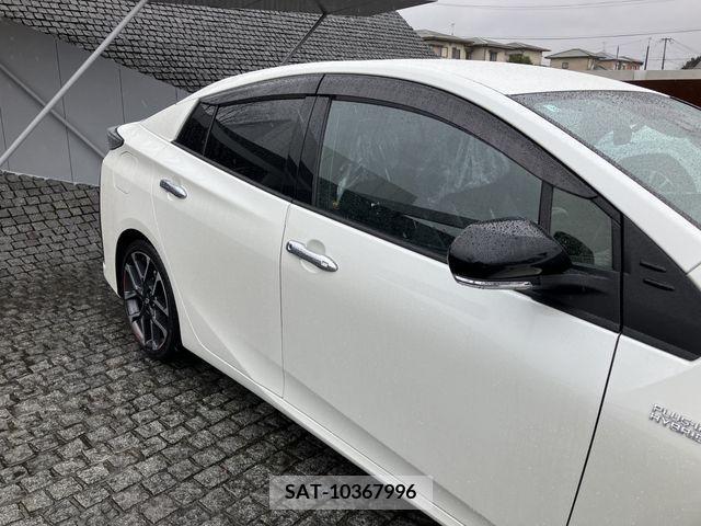 Toyota PRIUS PHV 2018-11 372114-4