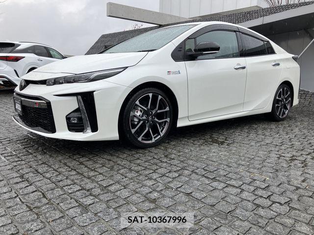 Toyota PRIUS PHV 2018-11 372114-1
