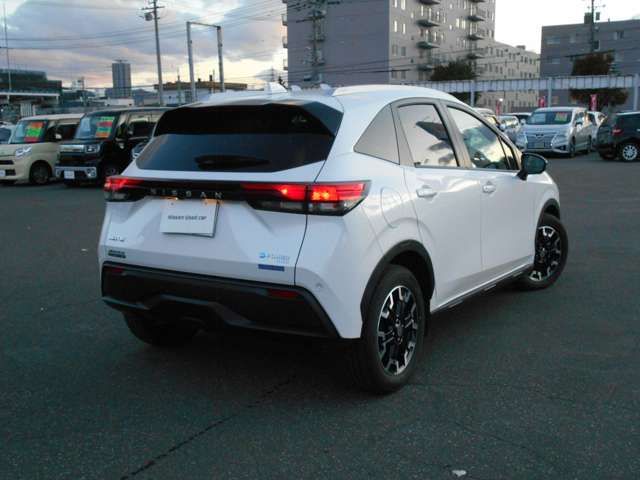 Nissan NOTE 2023-03 24390-1