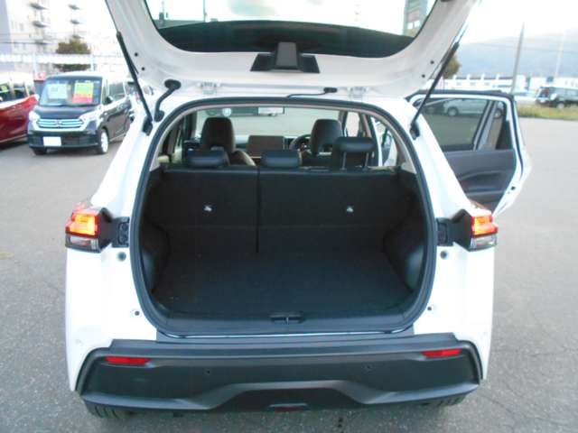 Nissan NOTE 2023-03 24390-10