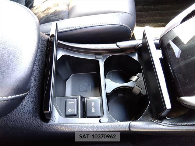 Toyota HARRIER 2017-09 360905-22