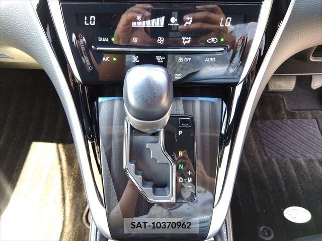 Toyota HARRIER 2017-09 360905-19