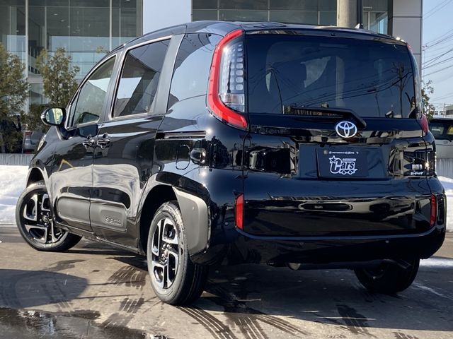 Toyota SIENTA 2023-01 189448-2