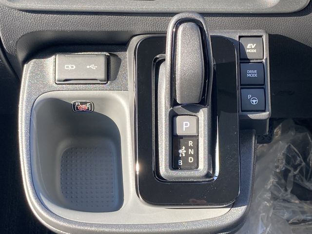 Toyota SIENTA 2023-01 189448-13