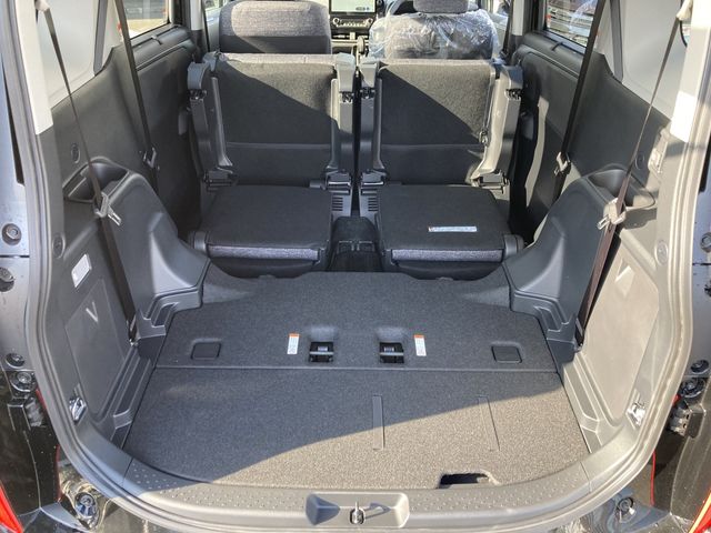 Toyota SIENTA 2023-01 189448-25