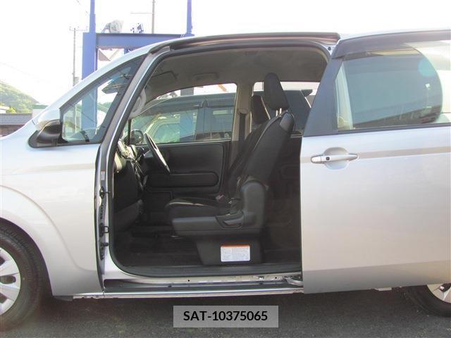 Toyota PORTE 2016-07 254008-4