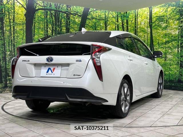 Toyota PRIUS 2017-11 244941-17