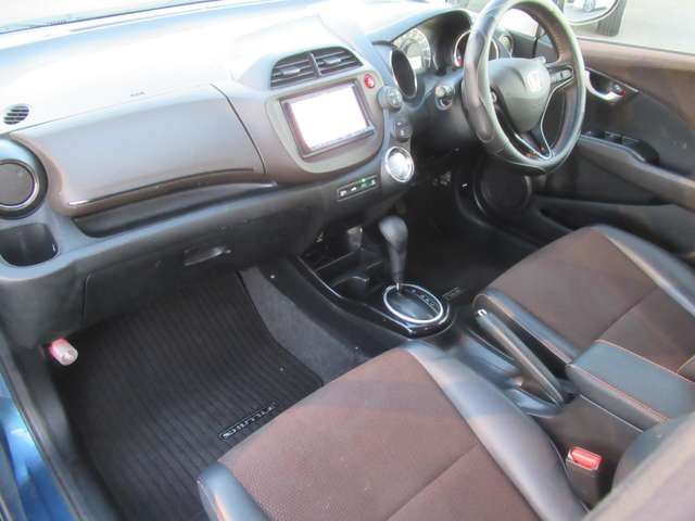 Honda FIT SHUTTLE 2013-02 18811-14
