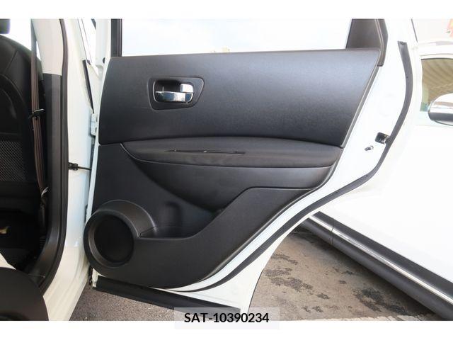 Nissan DUALIS 2013-06 350673-22