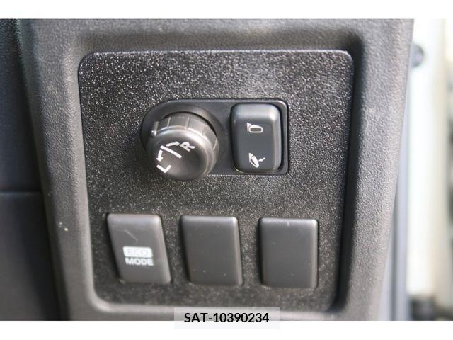 Nissan DUALIS 2013-06 350673-12