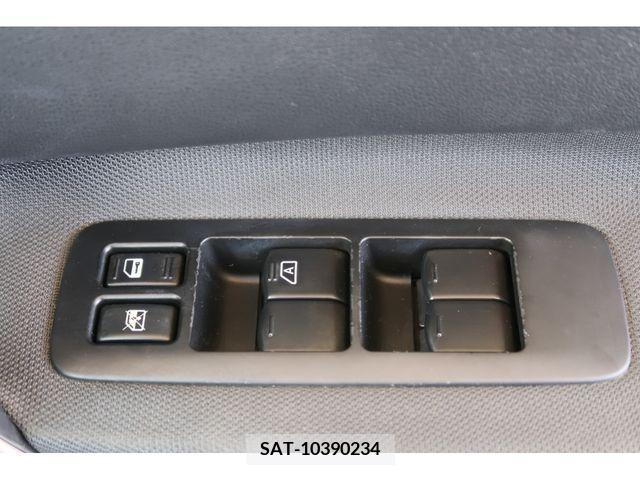 Nissan DUALIS 2013-06 350673-13