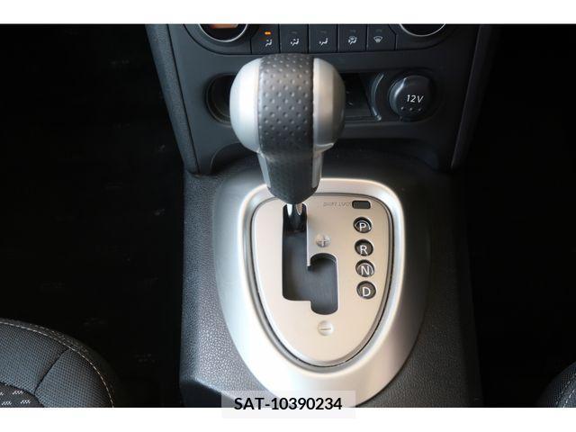 Nissan DUALIS 2013-06 350673-9