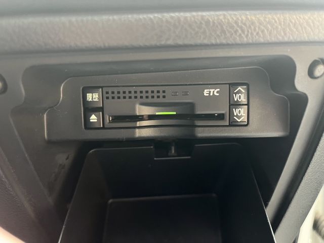 Toyota VOXY 2011-09 195535-15
