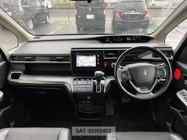 Honda STEP WGN 2016-06 286222-1
