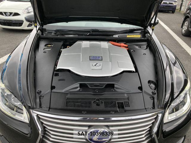 Lexus LS 2014-06 275584-9