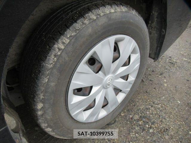 Toyota VOXY 2017-05 351268-2