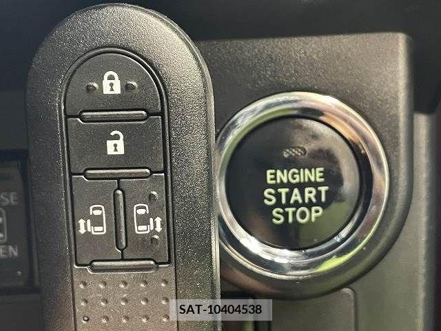 Toyota TANK 2017-03 215474-7