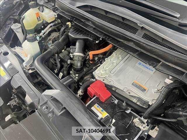 Nissan SERENA 2019-09 325644-19