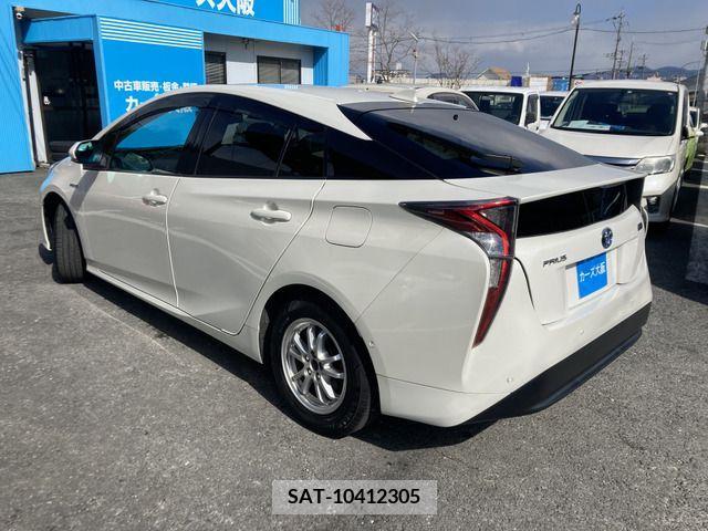 Toyota PRIUS 2017-07 281760-3