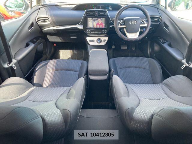 Toyota PRIUS 2017-07 281760-4