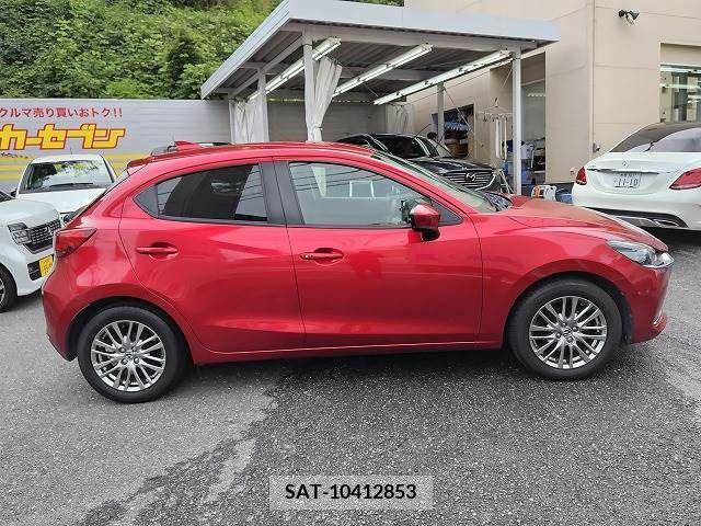 Mazda MAZDA2 2019-09 386572-17