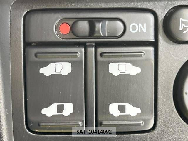 Honda FREED 2009-06 302809-2