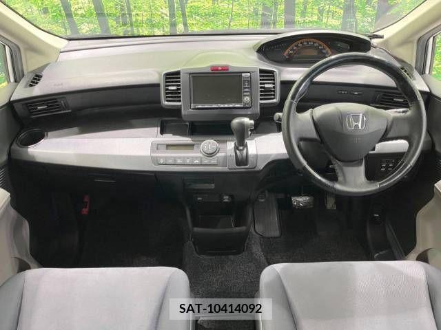 Honda FREED 2009-06 302809-1
