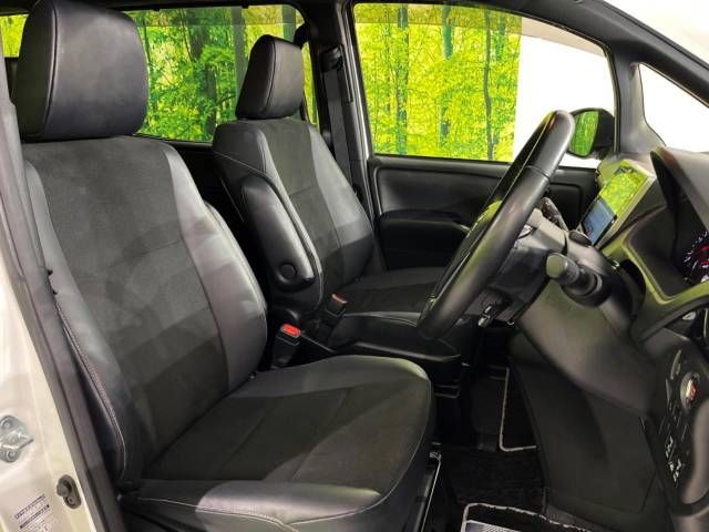 Toyota NOAH 2020-03 194554-8