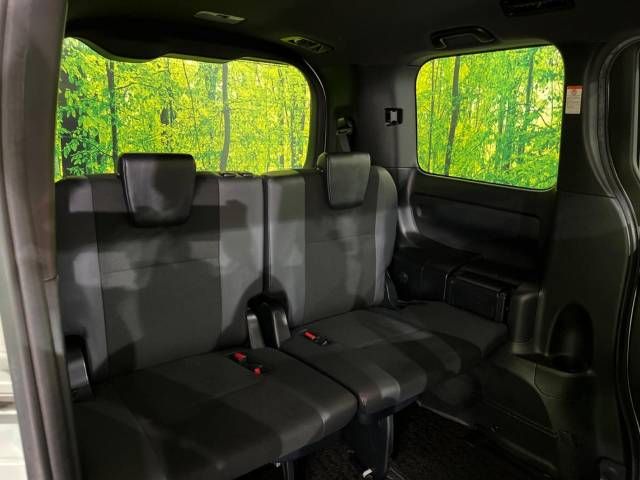 Toyota NOAH 2020-03 194554-10