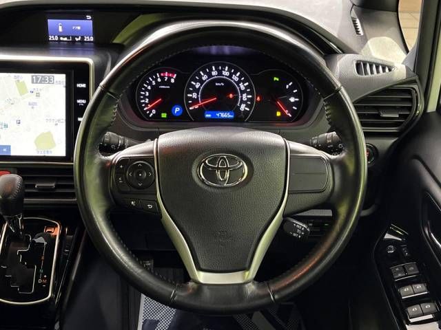 Toyota NOAH 2020-03 194554-12