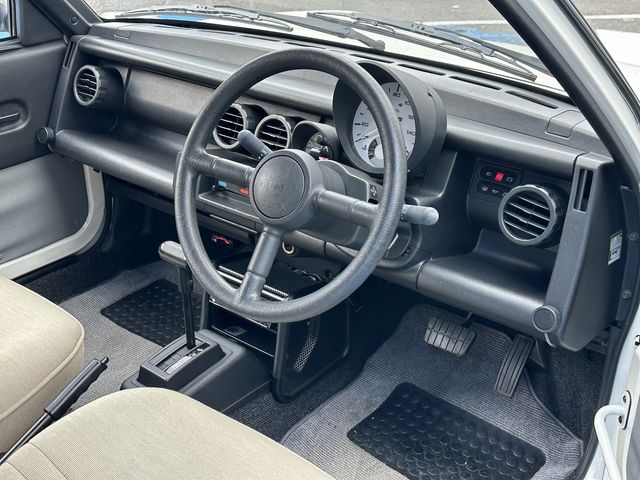 Nissan BE-1 1987-02 186948-12