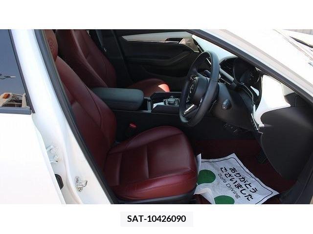 Mazda MAZDA3 2020-08 208946-12