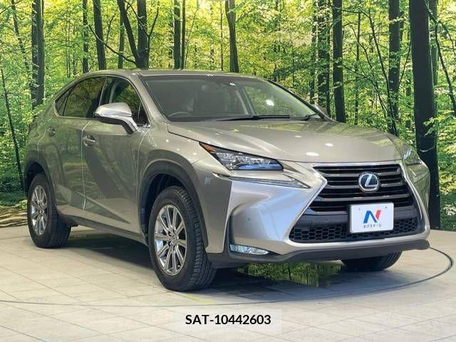 Lexus NX 2017-05 275610-16